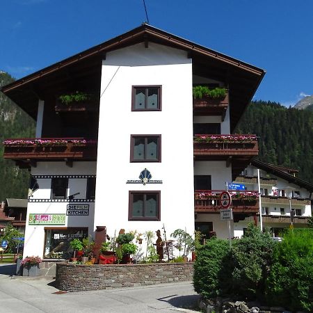 Appartementhaus Mayrhofen By Piaunddirk Ngoại thất bức ảnh