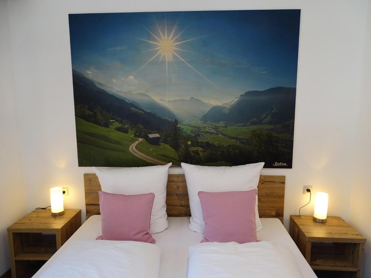 Appartementhaus Mayrhofen By Piaunddirk Ngoại thất bức ảnh